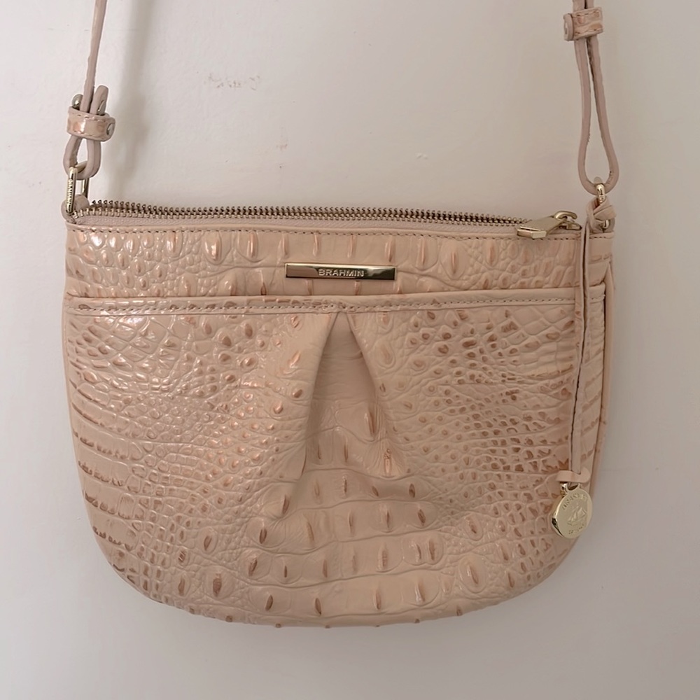 Brahmin Tara Crossbody in Apricot